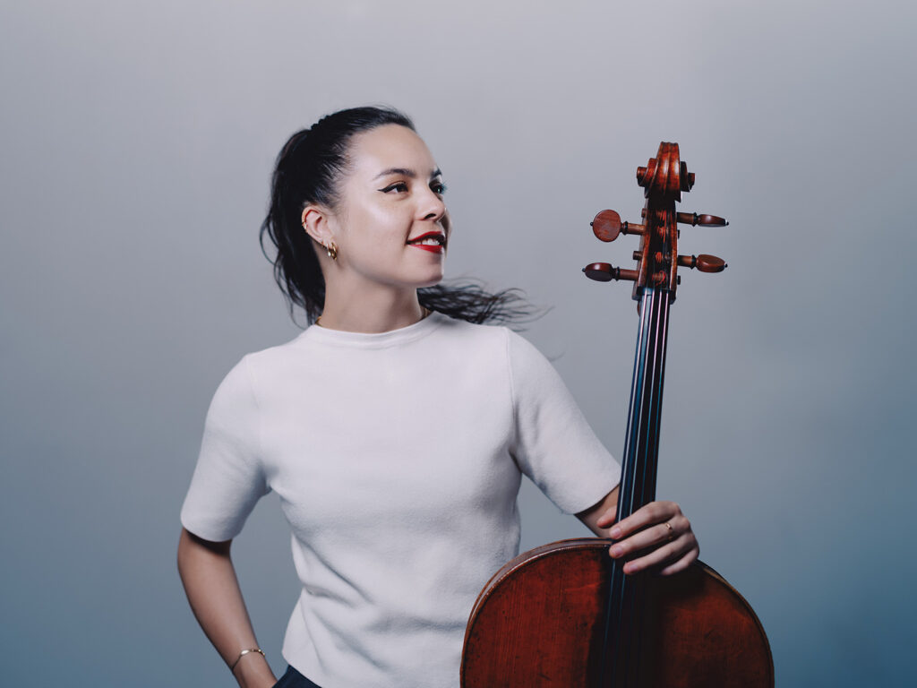 8 – Stéphanie Huang
